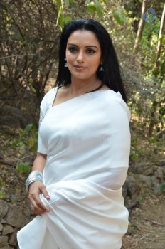 Shweta Menon New photos - 21 of 29