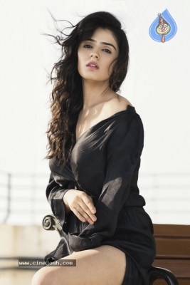 Sidhika Sharma Latest Pics - 4 of 11