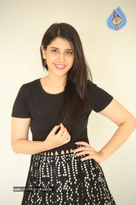 Simran Pareenja New Pics - 1 of 18