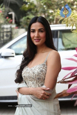 Sonal Chauhan Interview Photos - 7 of 34