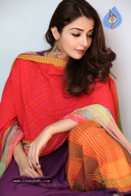 Sonia Mann Photos - 21 of 40