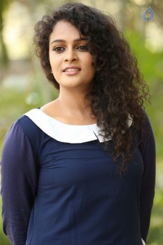 Sonia New Photos - 33 of 38