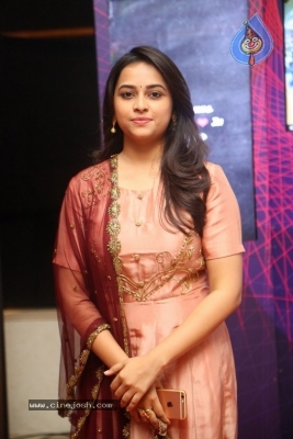 Sridivya Latest Photos - 7 of 21