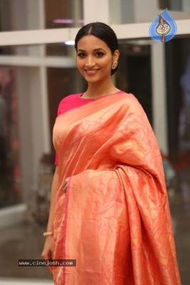 Srinidhi Shetty Gallery - 6 of 12