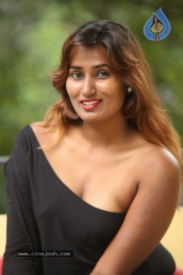 Swathi Naidu New Pics - 10 of 32