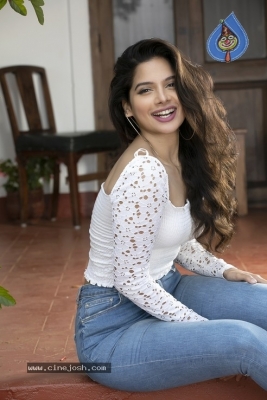  Tanya Hope New Stills - 6 of 21