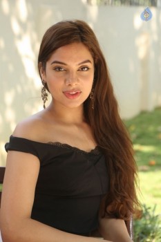 Tanya Hope Photos - 57 of 59