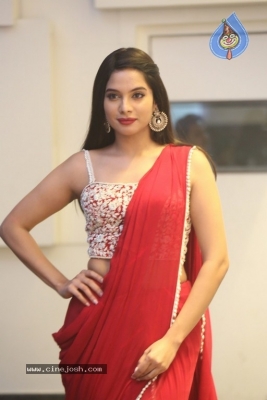 Tanya Hope Photos - 21 of 21