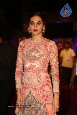 Tapsee At Zee Apsara Awards - 3 of 21