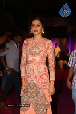 Tapsee At Zee Apsara Awards - 4 of 21