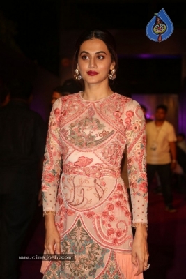 Tapsee At Zee Apsara Awards - 7 of 21