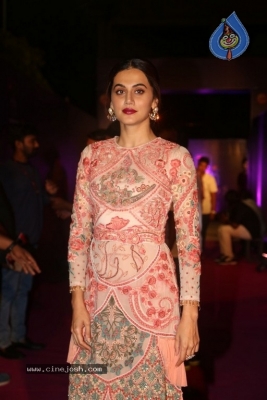 Tapsee At Zee Apsara Awards - 12 of 21