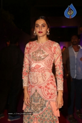 Tapsee At Zee Apsara Awards - 13 of 21