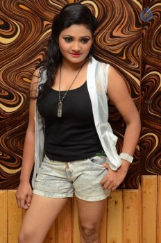 Vasavi Reddy Photos - 48 of 62