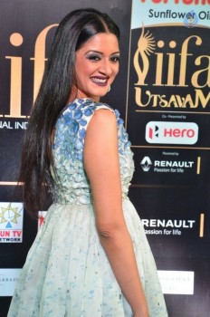 Vimala Raman at IIFA 2017 - 8 of 42