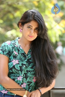 Yagna Shetty Photos - 2 of 21