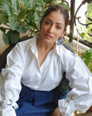 Yami Gautam Stills - 8 of 17