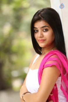 Yamini Bhaskar New Photos - 19 of 49