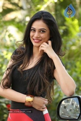 Zara Shah Latest Photos - 3 of 17