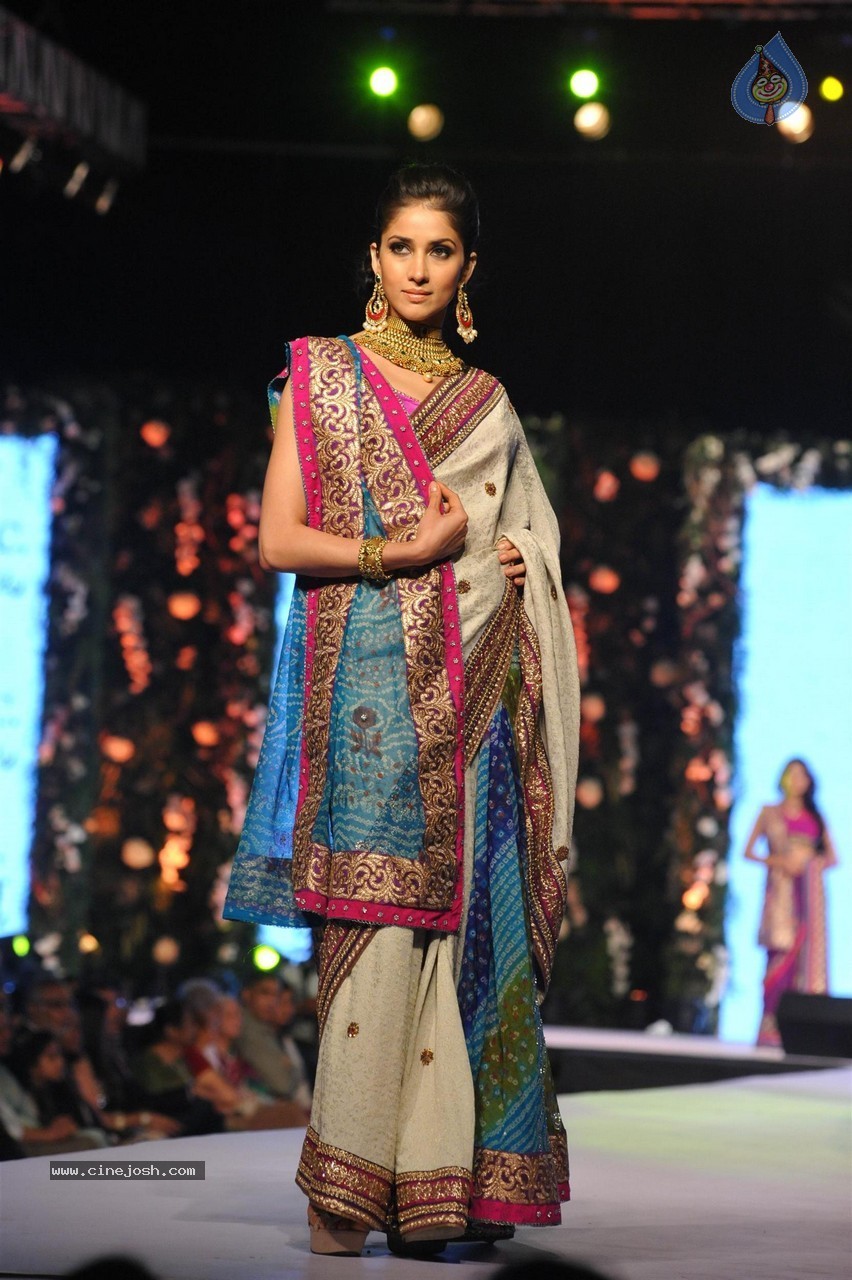 10th Annual Caring with Style Fashion Show - 15 / 141 photos