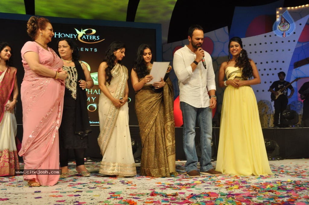 143rd Dadasaheb Phalke Academy Awards 2012 - 13 / 51 photos