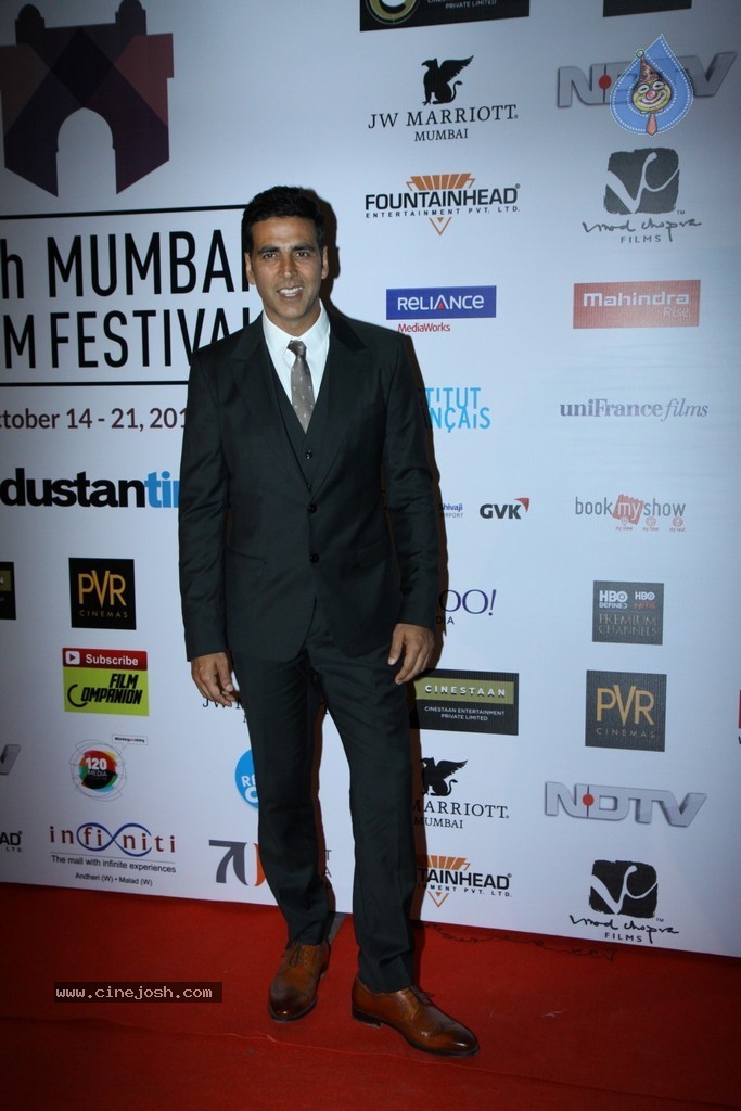16th Mumbai Film Festival Opening Ceremony - 24 / 168 photos