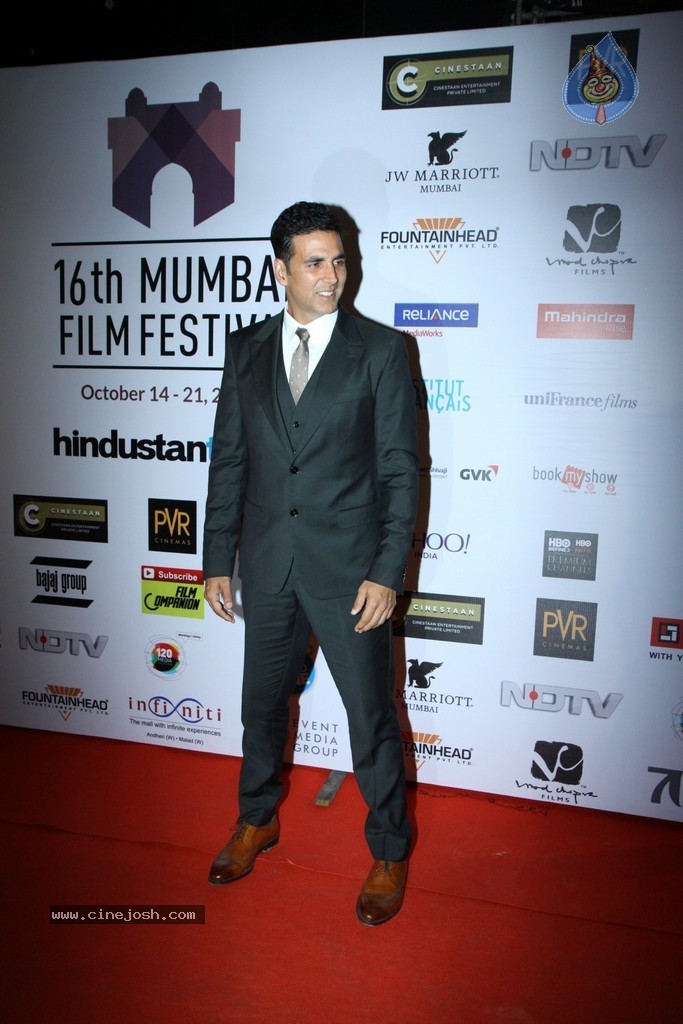 16th Mumbai Film Festival Opening Ceremony - 99 / 168 photos