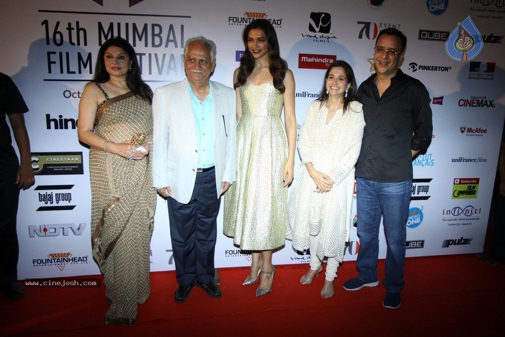 16th Mumbai Film Festival Opening Ceremony - 147 / 168 photos