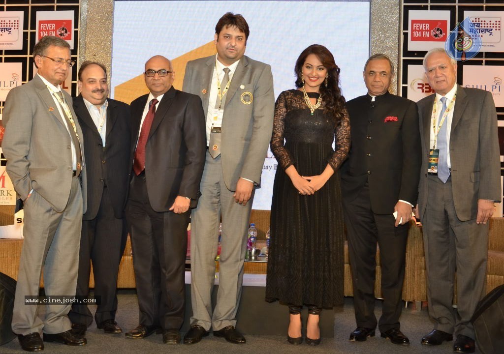 1st India Bullion Jewellery Awards 2013 n Fashion Show - 72 / 78 photos