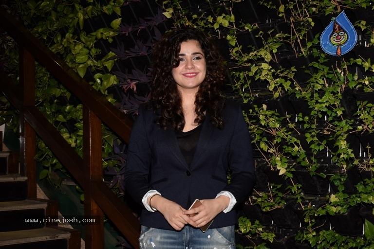 2nd Edition Of Powerbrand Bollywood Film Journalist Award - 6 / 9 photos