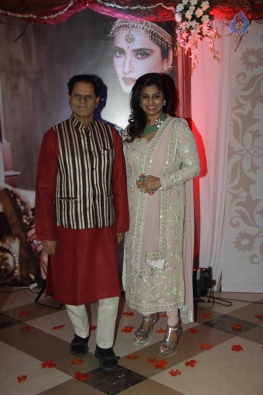 3rd National Yash Chopra Memorial Award Presentation - 67 / 84 photos