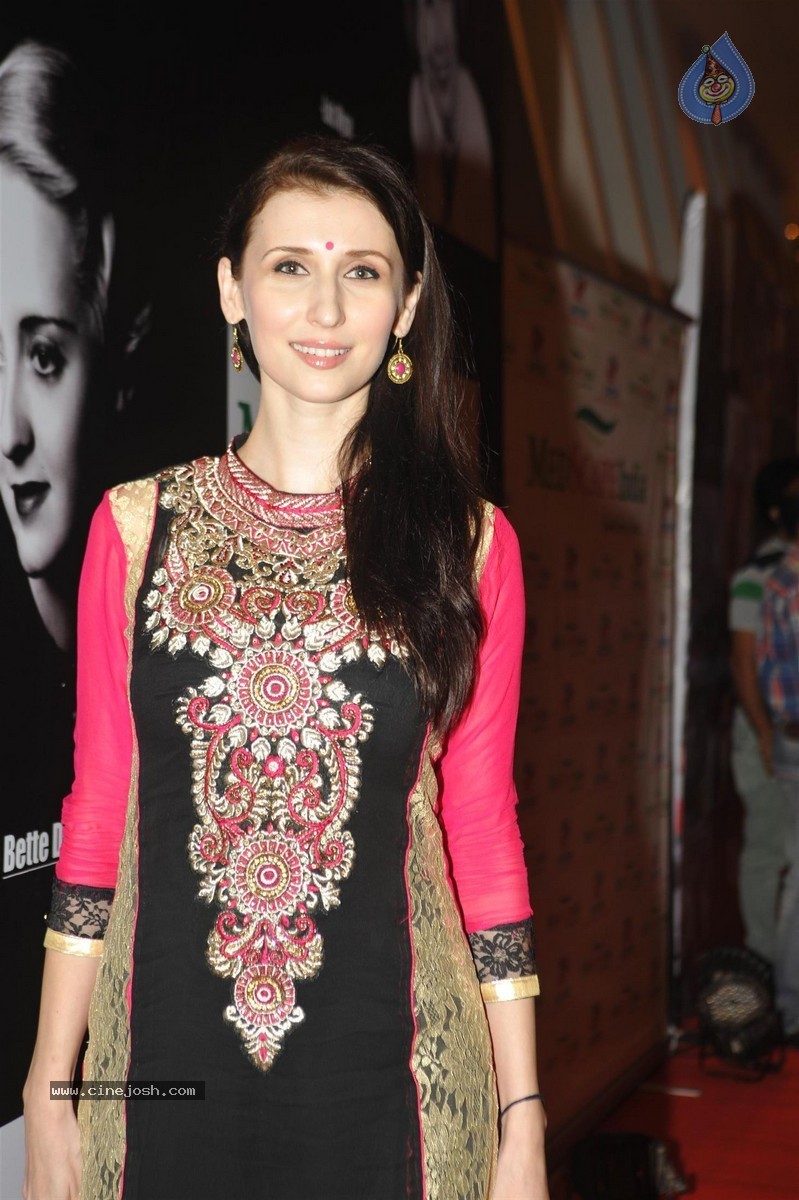 3rd Televised Medscape India National Awards 2014 - 18 / 65 photos