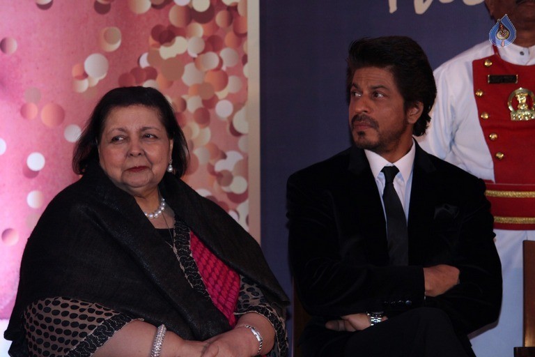 4th National Yash Chopra Awards - 28 / 62 photos