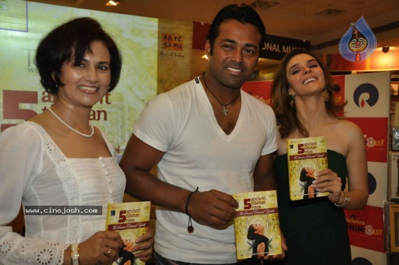 5 Ancient Tibetan Rites Book Launch - 6 / 25 photos