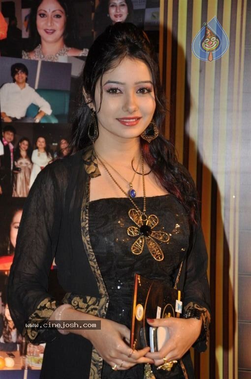 5th Boroplus Gold Awards 2012 - 7 / 128 photos