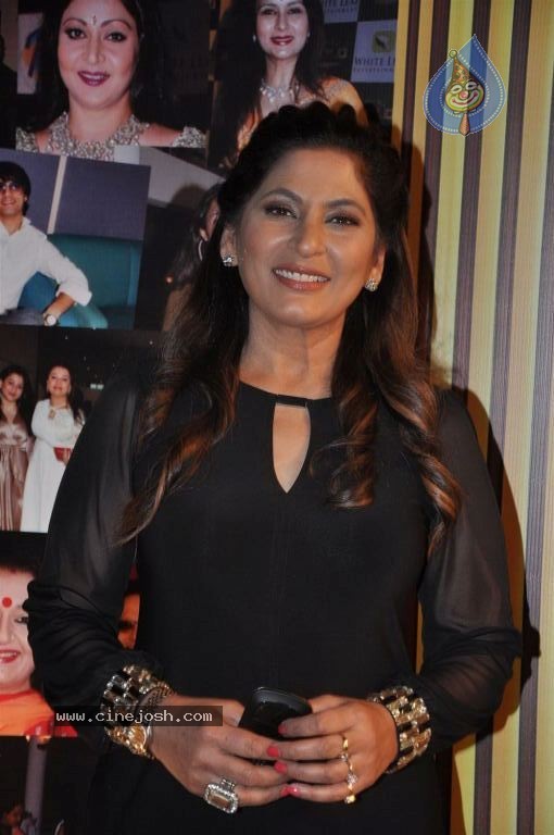 5th Boroplus Gold Awards 2012 - 51 / 128 photos