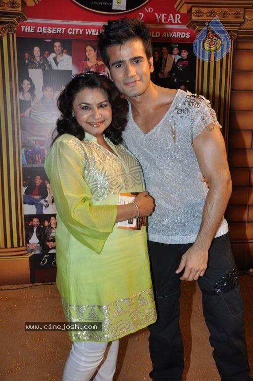 5th Boroplus Gold Awards 2012 - 62 / 128 photos