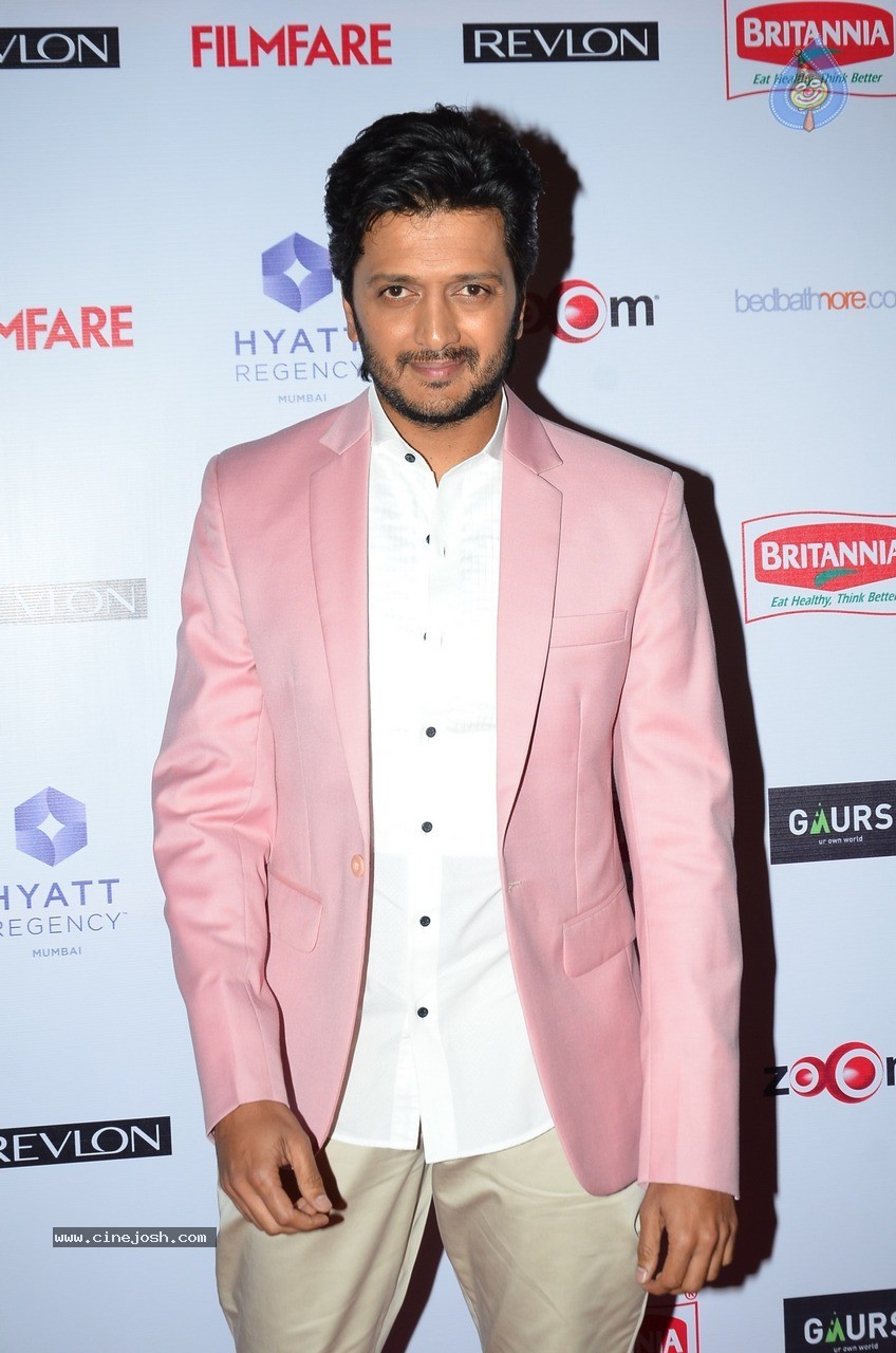 60th Britannia Filmfare Awards Pre Awards Party 01 - 7 / 60 photos