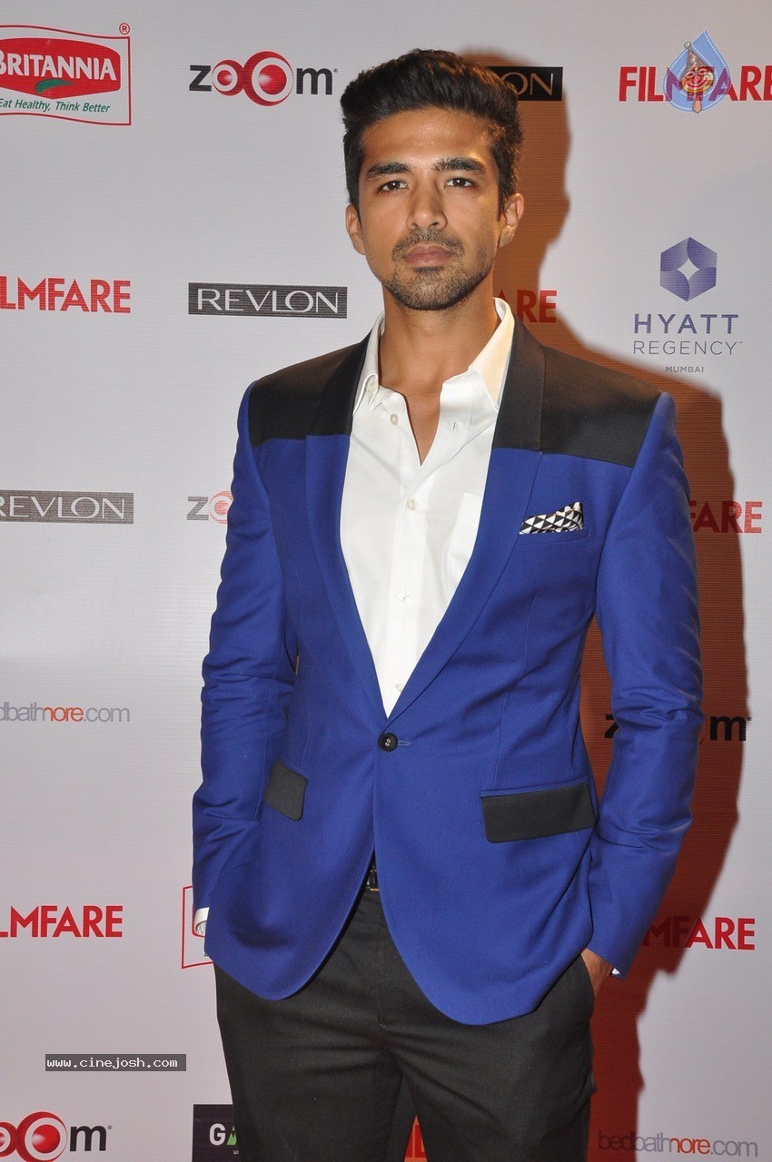 60th Britannia Filmfare Awards Pre Awards Party 01 - 49 / 60 photos