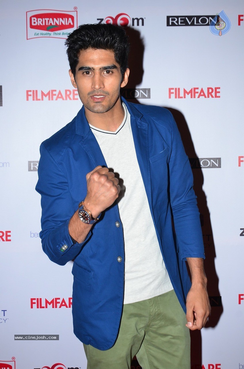 60th Britannia Filmfare Awards Pre Awards Party 01 - 51 / 60 photos