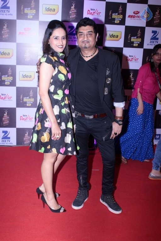 8th Mirchi Music Awards Red Carpet - 11 / 63 photos