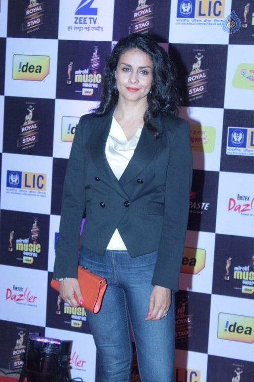 8th Mirchi Music Awards Red Carpet - 50 / 63 photos