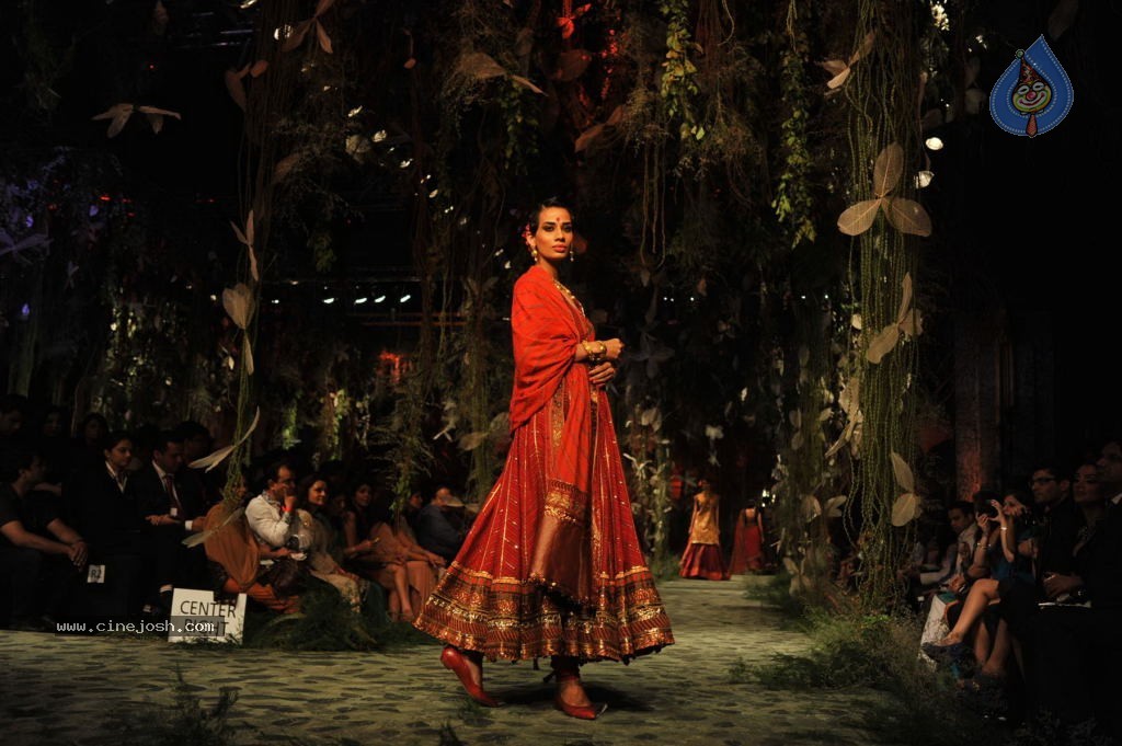 Aamby Valley India Bridal Fashion Week 2012 - 40 / 71 photos