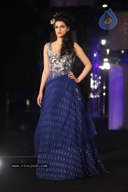 Aamby Valley India Bridal Week Day 1 All Shows  - 30 / 90 photos