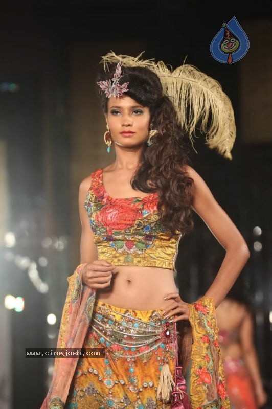 Aamby Valley India Bridal Week Day 1 All Shows  - 31 / 90 photos