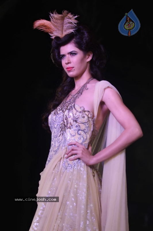 Aamby Valley India Bridal Week Day 1 All Shows  - 34 / 90 photos