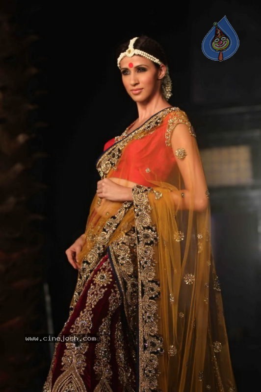 Aamby Valley India Bridal Week Day 1 All Shows  - 54 / 90 photos