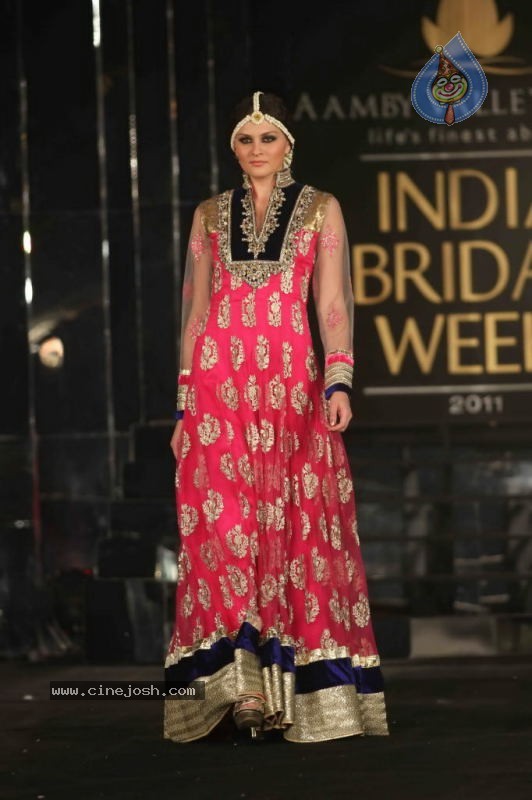 Aamby Valley India Bridal Week Day 1 All Shows  - 61 / 90 photos