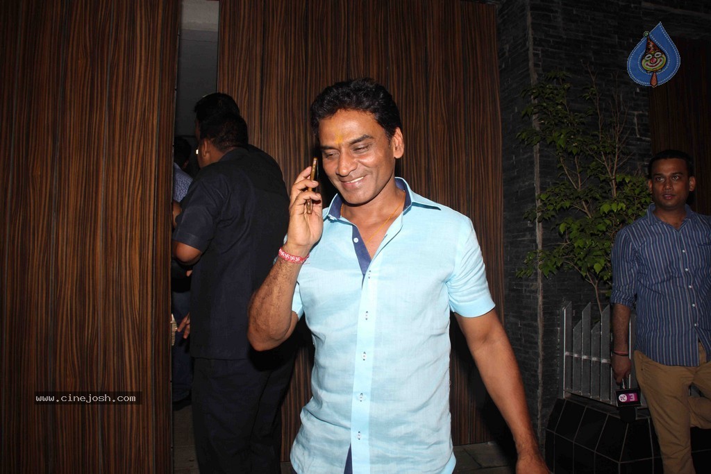 Aamir Khan Hosted Diwali 2014 Party - 12 / 57 photos