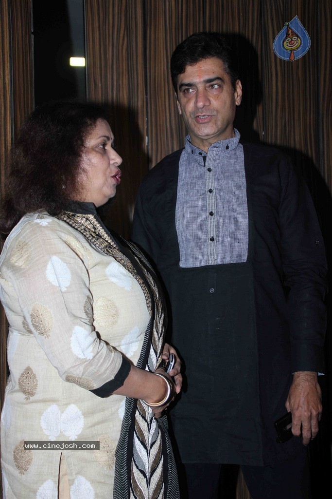 Aamir Khan Hosted Diwali 2014 Party - 29 / 57 photos